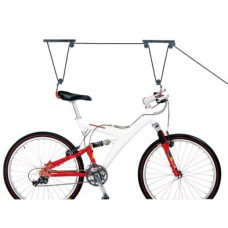 FIETSLIFT OM FIETS OP TE HANGEN